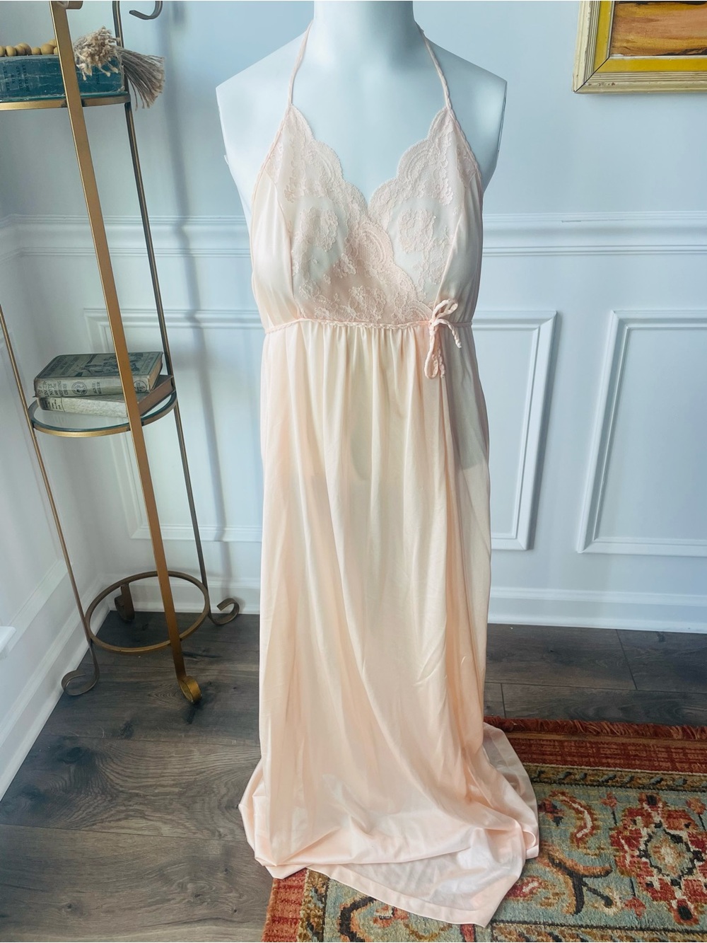 Gilead Lace Trimmed Peach Chemise